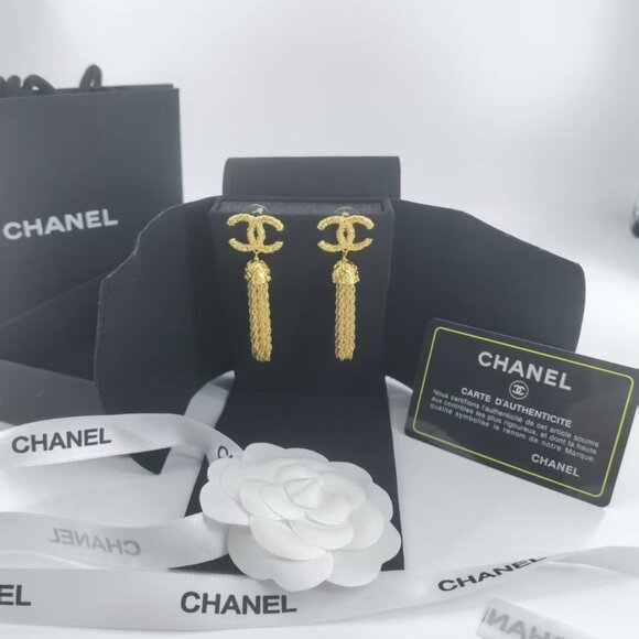 ✨✨Chanel Earring - Picture 2 of 9